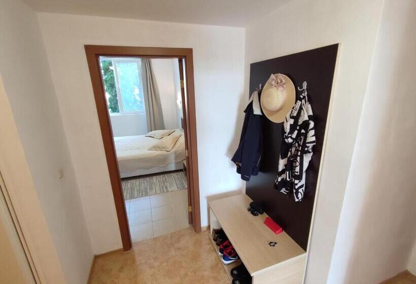 Midia Grand Resort, Terrassen Paradies Apartment