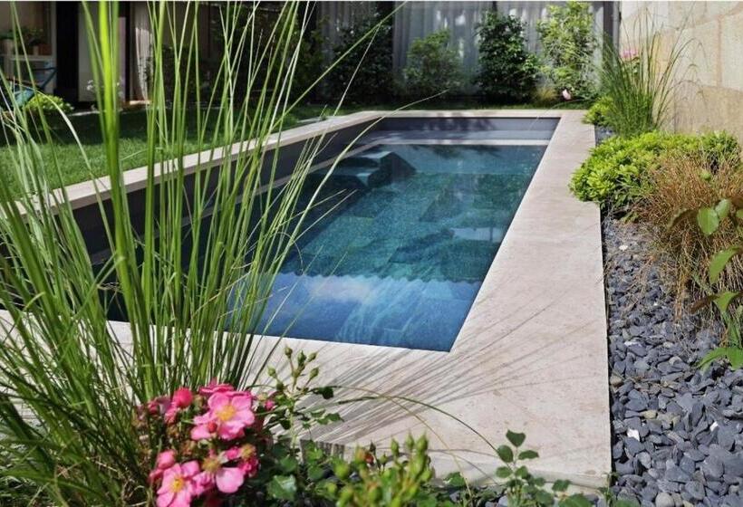 پانسیون Le Clou De Louis