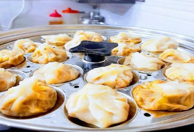 پانسیون Rainbow Residency Ecr