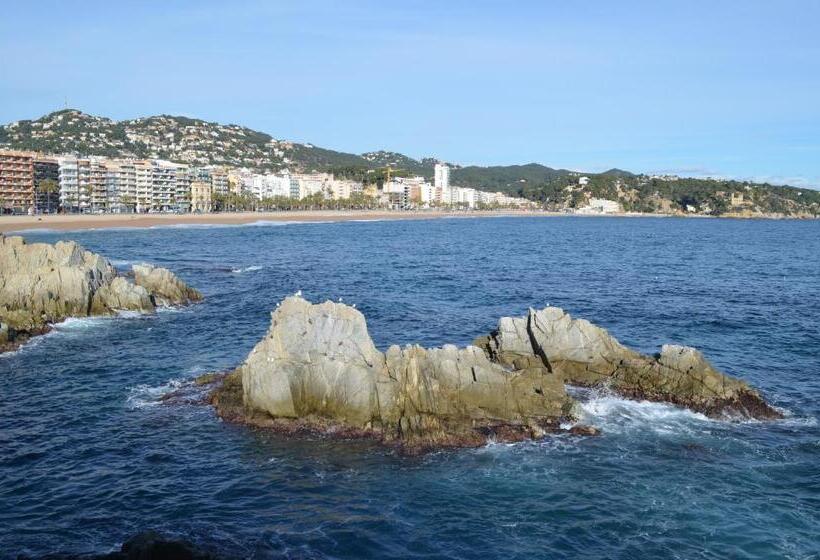 Villa Rosa 10 Personas Montbarbat Costa Brava