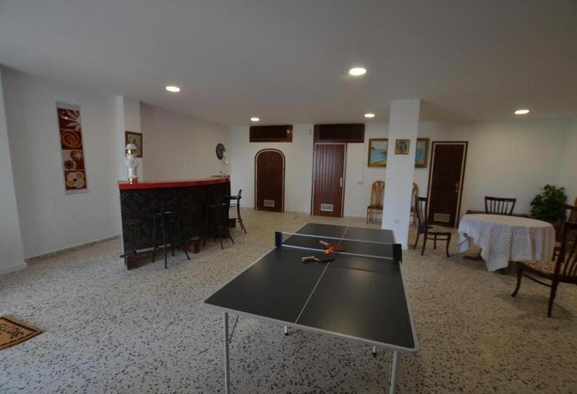 Villa Rosa 10 Personas Montbarbat Costa Brava