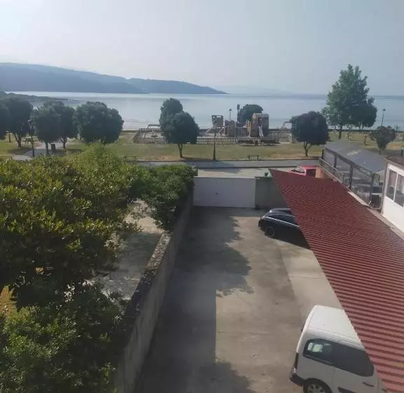 Casa Charo   Sardiñeiro