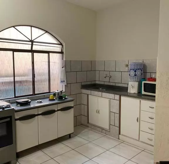Casa Dos Martins   Próximo Ao Autódromo Potenza E Cachoeira Arco Iris