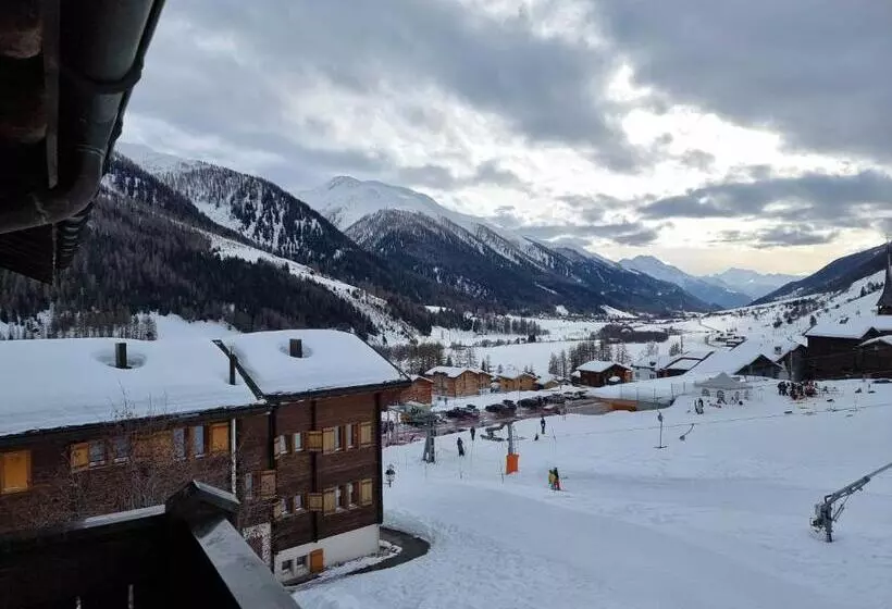 Cute Attic Apartment In The Heart Of The Mountains