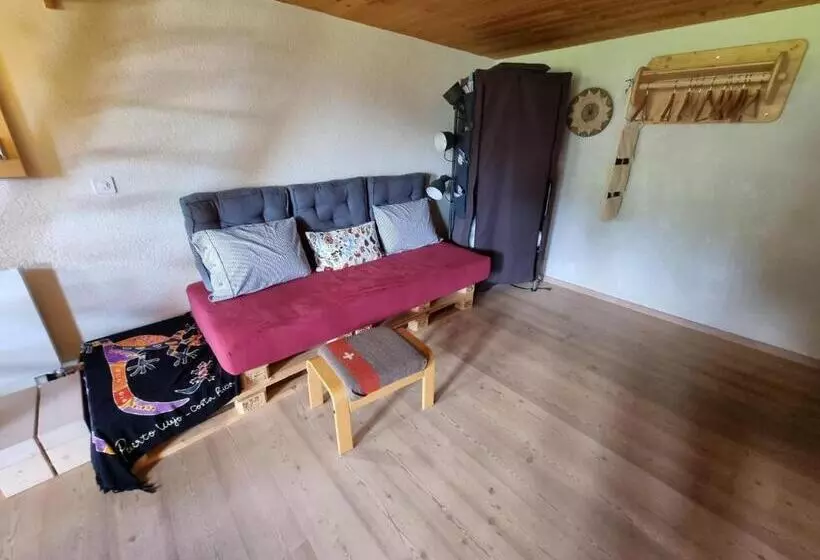 Cute Attic Apartment In The Heart Of The Mountains