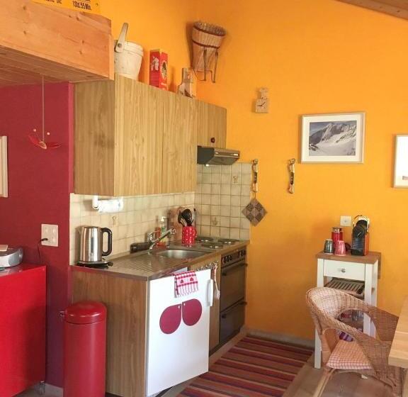 Cute Attic Apartment In The Heart Of The Mountains