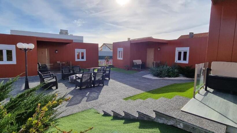 Family Surf Home Bungalow 5 Aulas De Surf, Piscina E Bicicleta