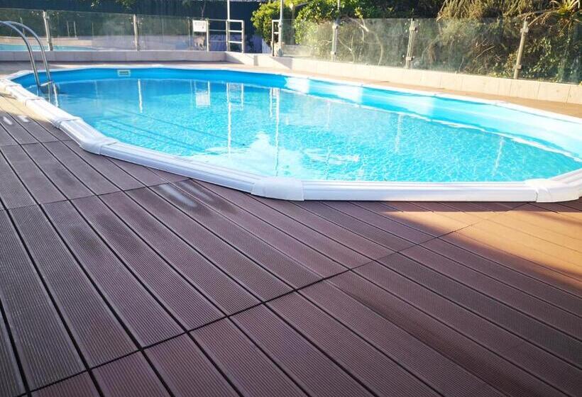 Family Surf Home Bungalow 5 Aulas De Surf, Piscina E Bicicleta