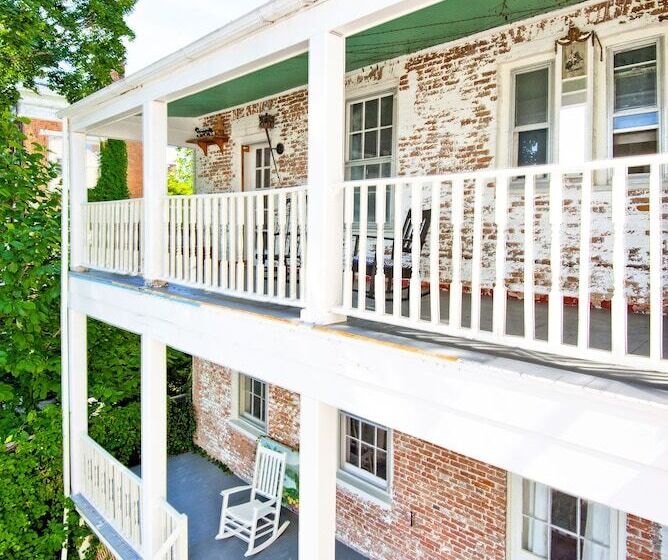 ホテル Hudson Mariner