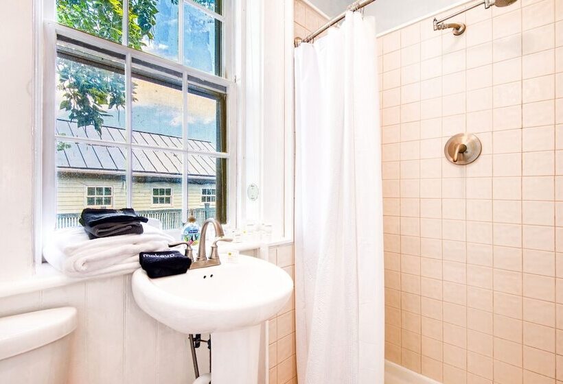 ホテル Hudson Mariner