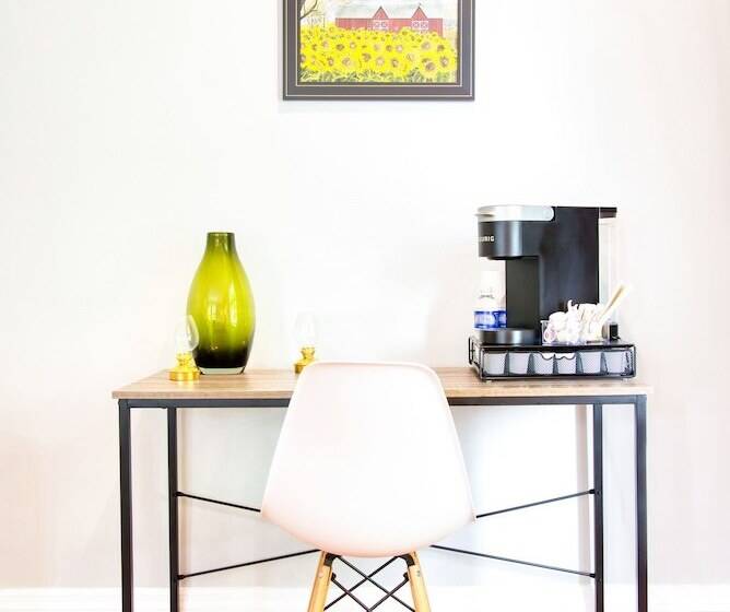 Отель Hudson Mariner