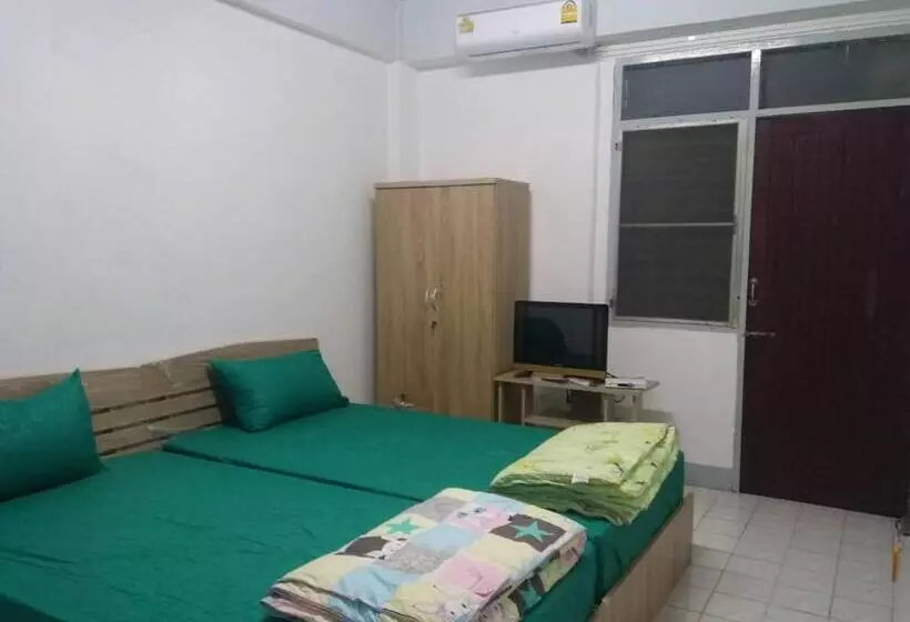 ホテル Natcha Place Tu Rangsit