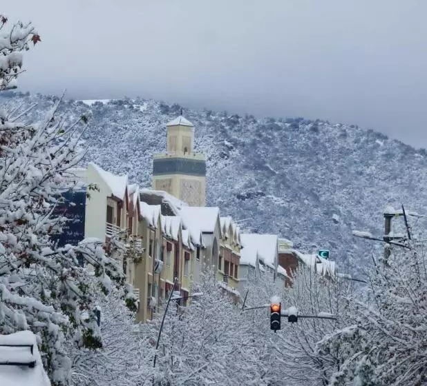 Issli Appartment Climatisé Hiver Et été