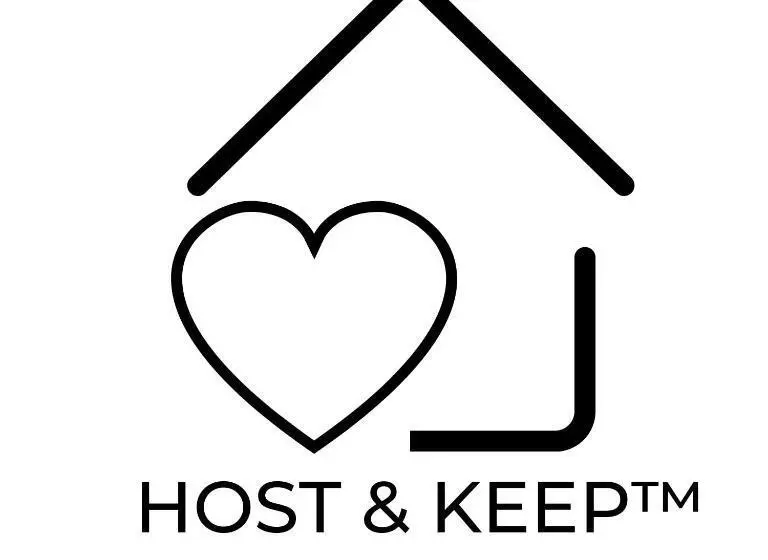 The Garden House Hot Tub Pool And Lush Garden Oasis