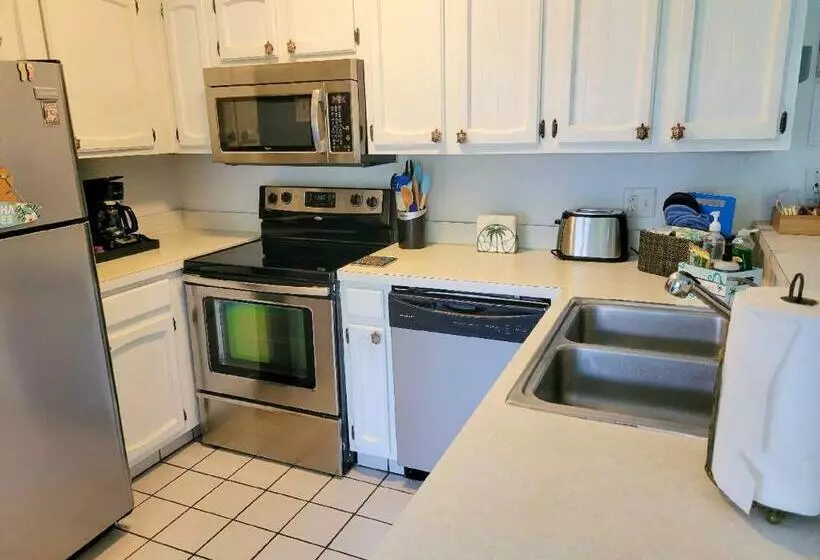Zero Fees Aloha Lani Condo #a208 At Casa De Emdeko