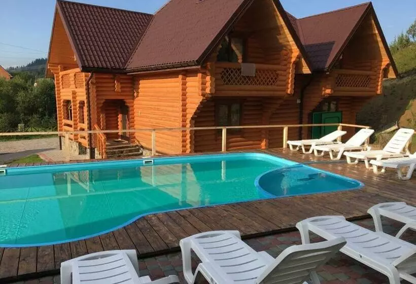 Hotelli садиба панська