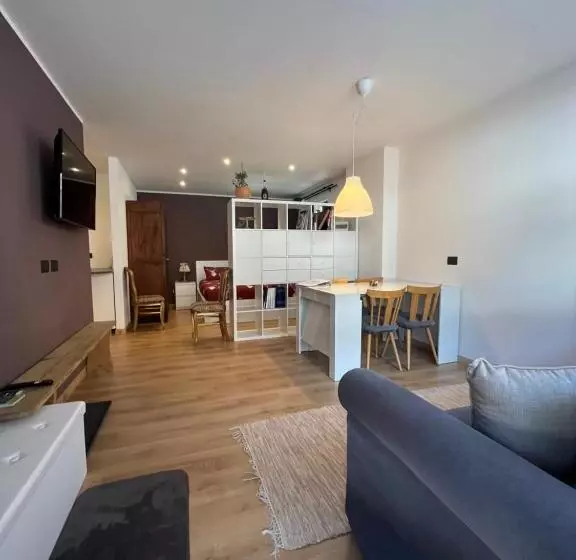 Neve Monolocale, Ottima Posizione, Posto Auto