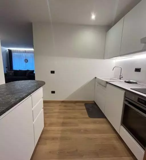 Neve Monolocale, Ottima Posizione, Posto Auto