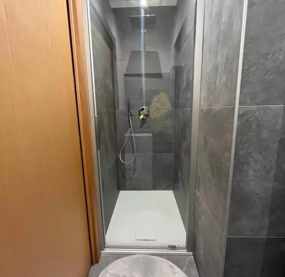 Neve Monolocale, Ottima Posizione, Posto Auto