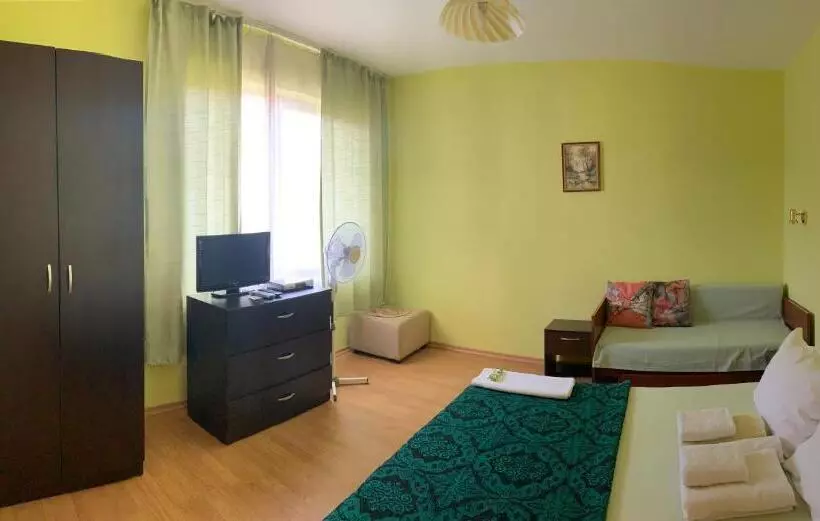 ペンション Guest House “olesya”