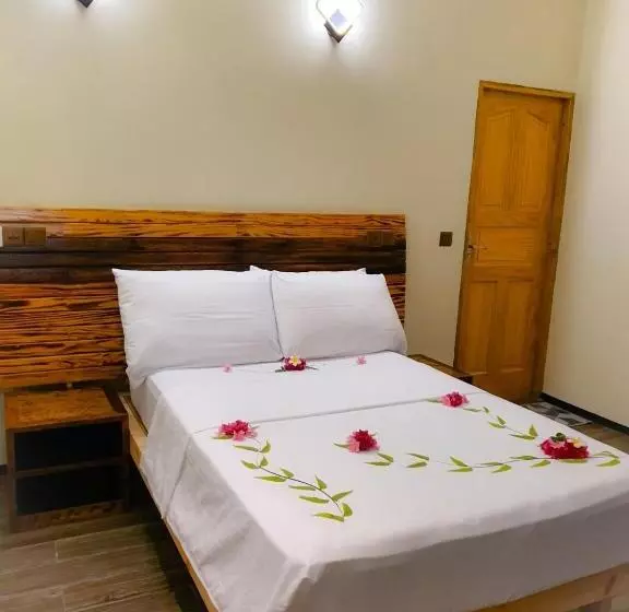 پانسیون Manta Dhangethi