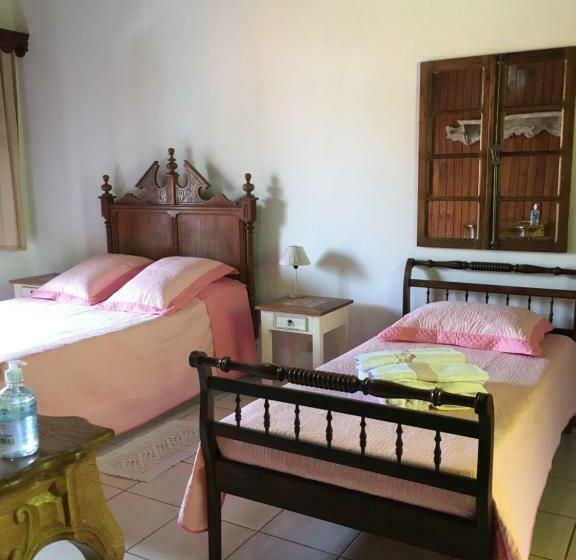 ベッドアンドブレックファースト Cama Caminho Da Serra