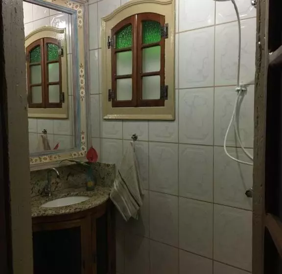تختخواب و صبحانه Cama Caminho Da Serra