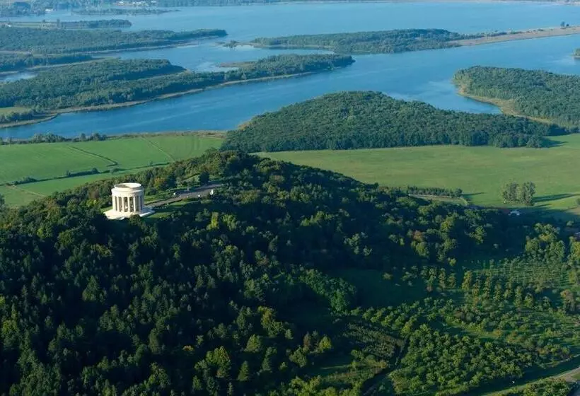 Aamiaismajoitus (B&B) Chambre Insolite Dans Un Chalet