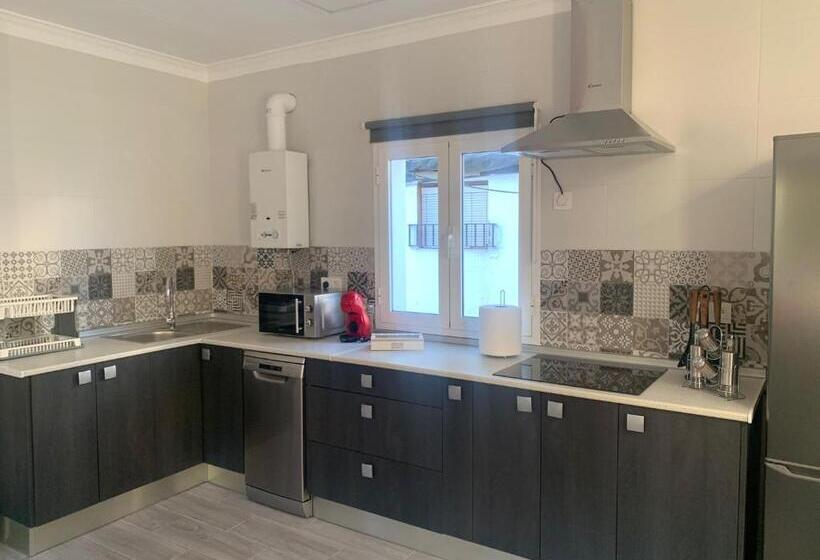 El Balcón De La Roca