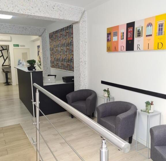 Hostel Tkh Rooms Mate