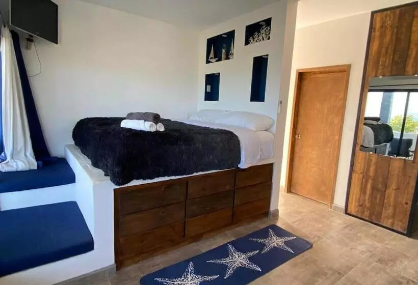 ホテル Casa Arrecife Dorado Suite, Fast Wifi & Balcony! Beach Is Steps Away!