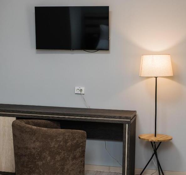 هتل Infinity Plaza Block 1