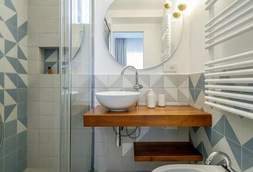 پانسیون Capri Marina Suite