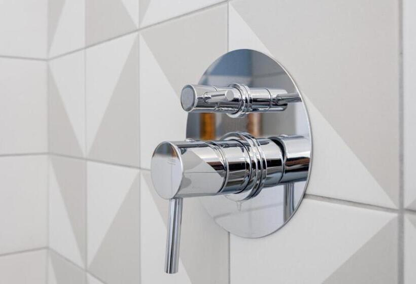 پانسیون Capri Marina Suite