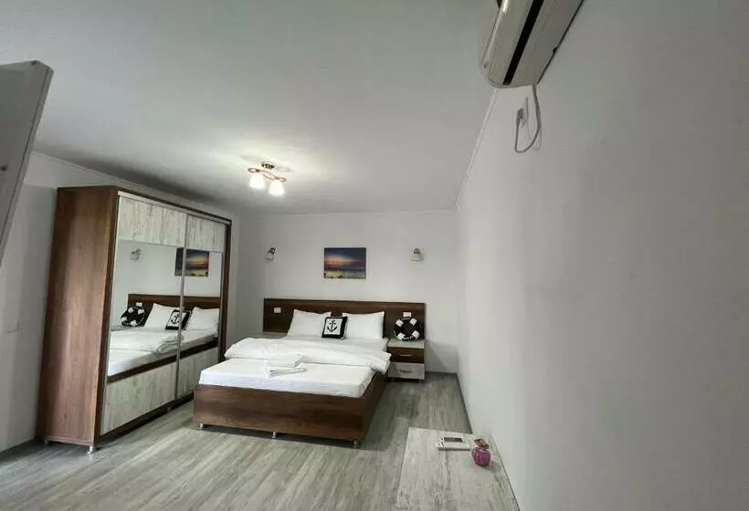 ペンション Casa Lebăda