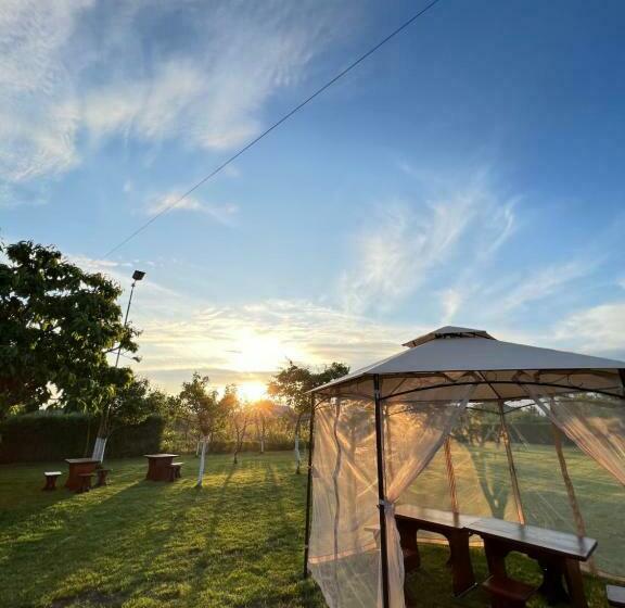 Пансион Casa Lebăda