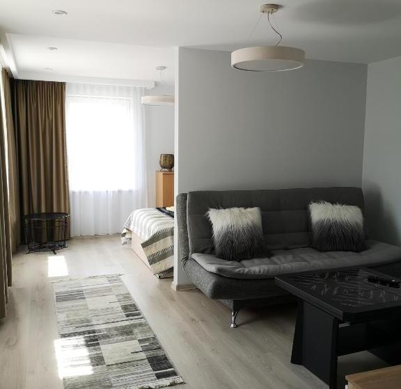 پانسیون Plungės Gatvės 18 Apartamentai