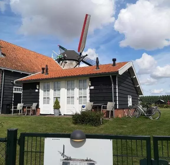 Bij De Molen Slapen , Rustig En Landelijk
