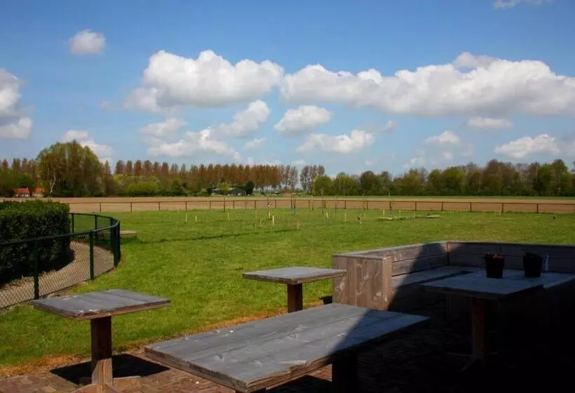 Bij De Molen Slapen , Rustig En Landelijk