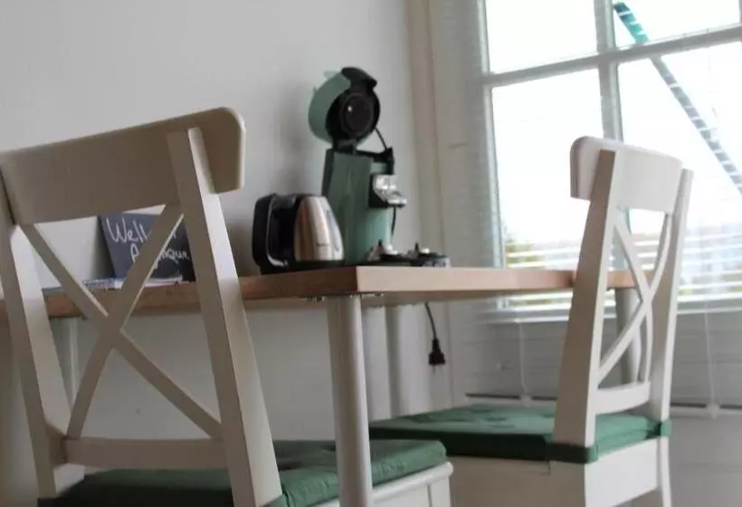 Bij De Molen Slapen , Rustig En Landelijk