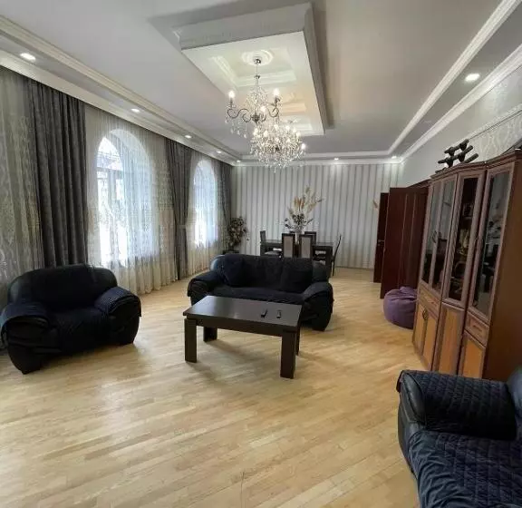 Dzoraxbyur House