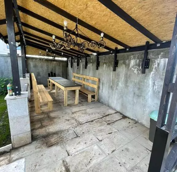 Dzoraxbyur House