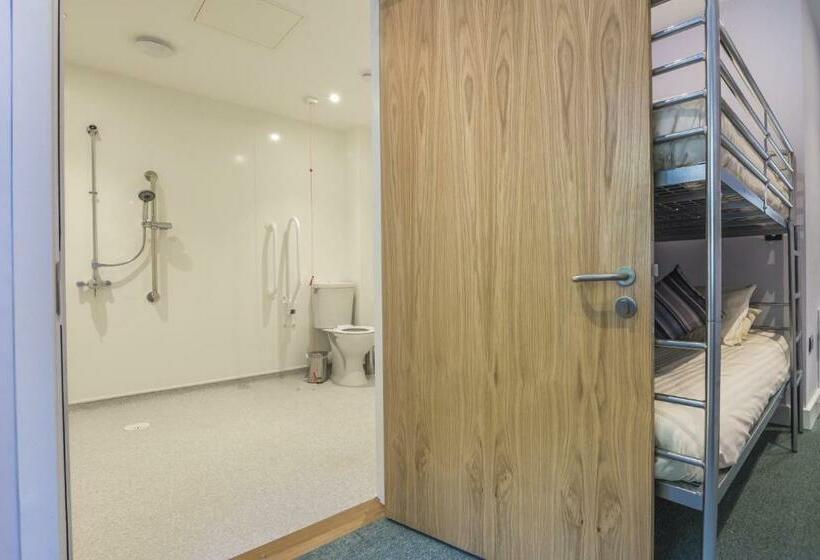 Hotelli No 3 Ocean Cabins Bunk Bed   Saundersfoot Harbour