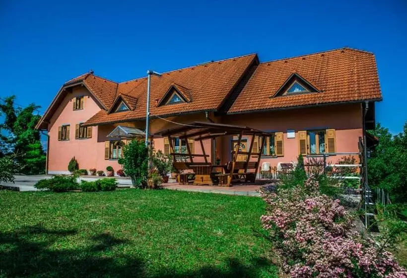 هتل Turistična Kmetija Protner