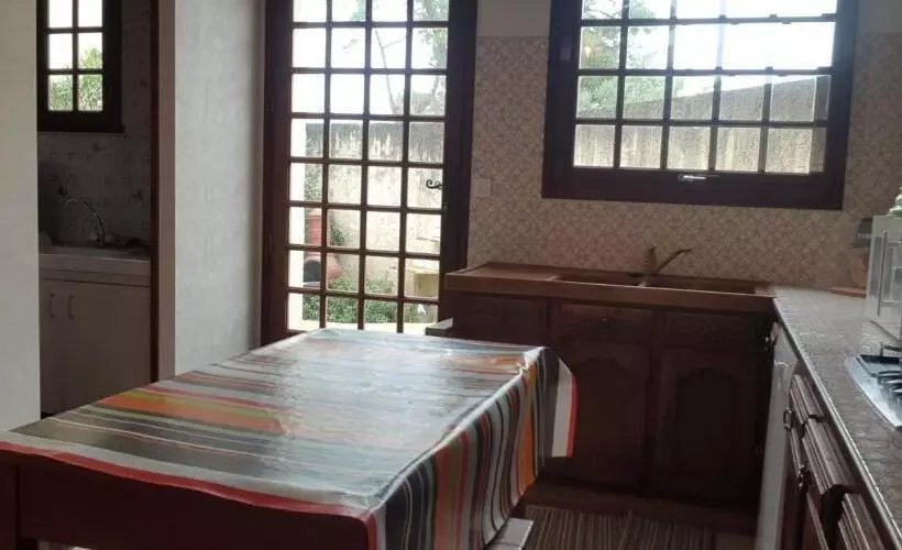 Maison De Charme Avec Jardin Clos