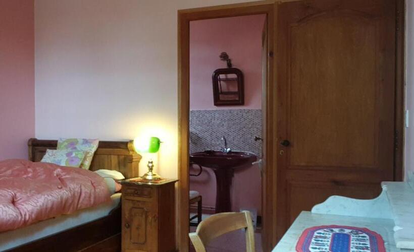 Maison De Charme Avec Jardin Clos