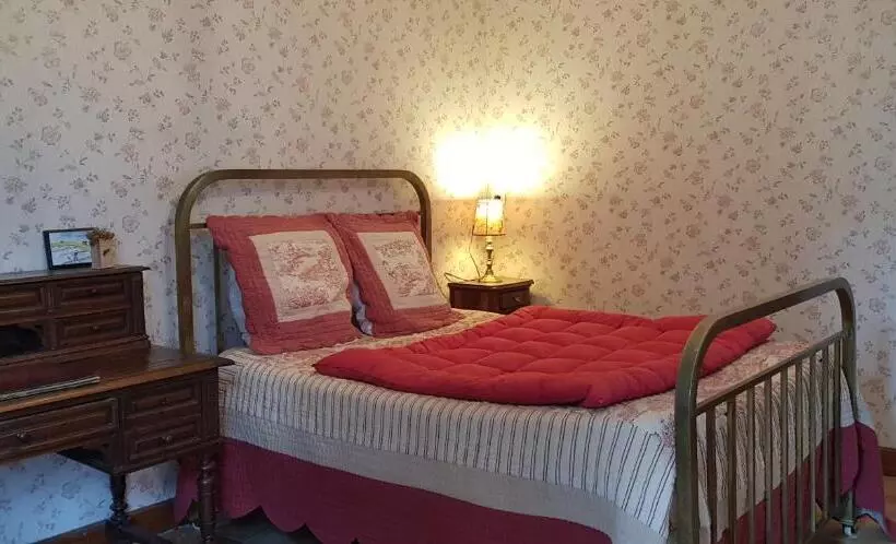 Maison De Charme Avec Jardin Clos