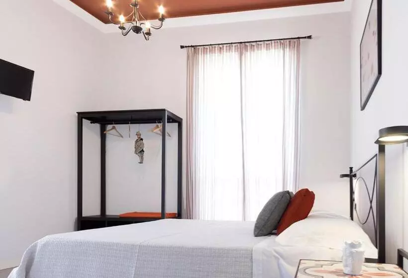 پانسیون Antista Rooms