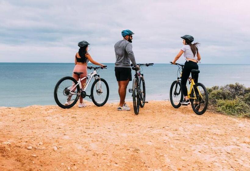 ōshen   Sleeps12 Gym Kayak Mountnbike Beachfrnt