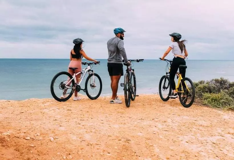 ōshen   Sleeps12 Gym Kayak Mountnbike Beachfrnt